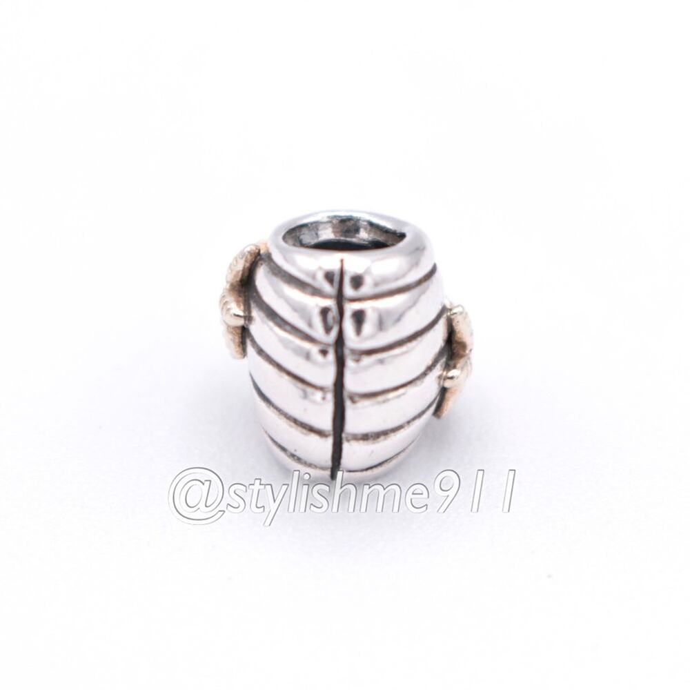 Authentic PANDORA Sea Shell Charm with 14K Gold - 790249 - Picture 10 of 10